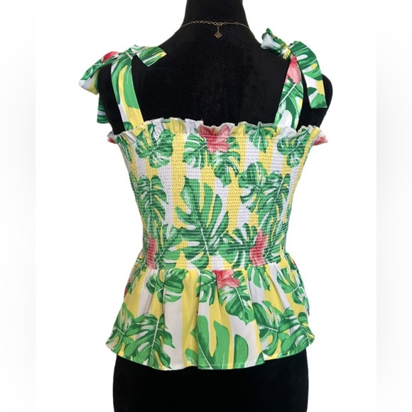 Chance Or Fate Woman’s Medium Tropical Print Smocked Ruffled Ruched Top - Picture 7 of 8